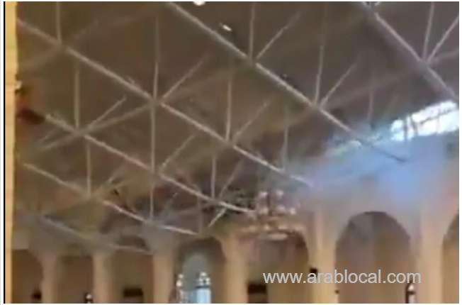rainfall-disaster-mosque-roof-collapses-at-king-fahd-university-dhahran-saudi-arabia-saudi