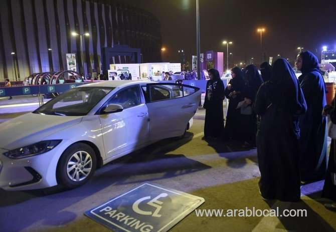 saudi-arabia’s-women-prepare-to-take-the-driver’s-seat-and-make-history_kuwait