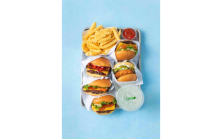 shake-shack-hamburger-restaurant-rubeen-plaza-riyadh in saudi