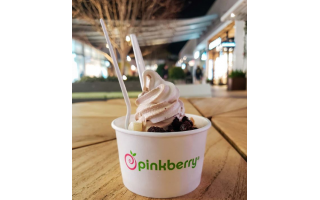 pinkberry-frozen-yogurt-shop-madina in saudi