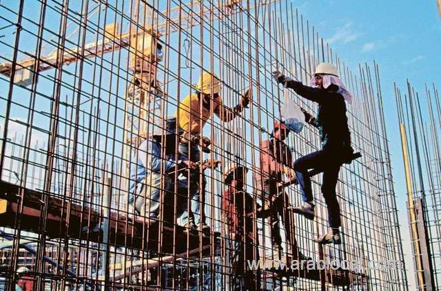 two-saudi-citizens-and-a-syrian-have-been-convicted-of-running-an-illegal-construction-saudi