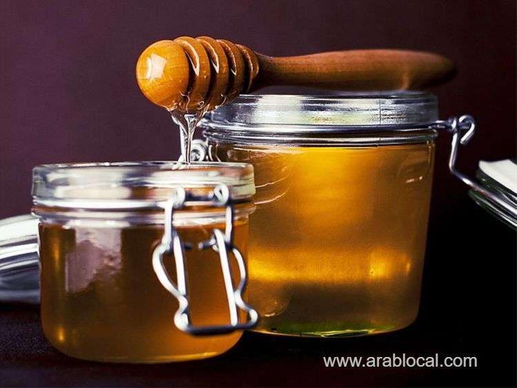 saudi-authorities-have-shut-down-a-number-of-honey-stores-in-abha-saudi