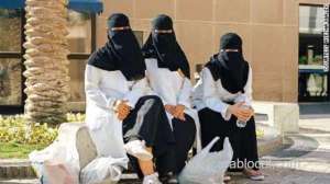 ban-on-wearing-transparent-tight-outfits-hats-chains-and-make-up-for-hospital-workers-on-duty_UAE