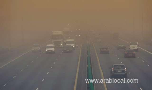 road-safety-advices-to-turn-on-front-and-rear-lights-of-vehicle-during-low-visibility-saudi