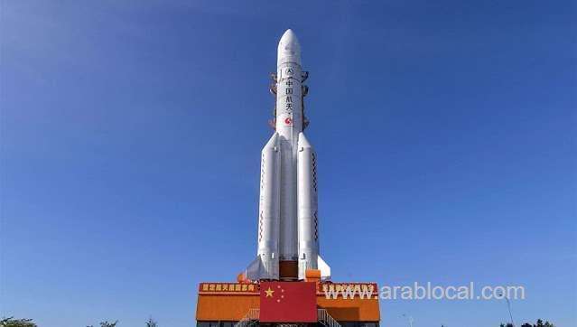 china-launches-a-missile-to-bring-back-rocks-from-the-moon-saudi