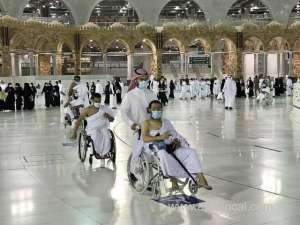 affairs-of-the-two-holy-mosques-facilitate-umrah-performance-for-number-of-persons-with-disabilities_UAE