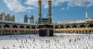5-million-perform-rituals-at-grand-mosque-since-resumption_UAE