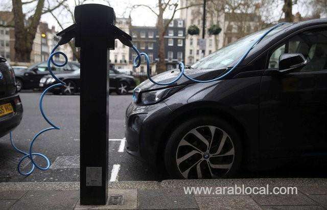 saudi-inventor-solves-issue-of-charging-electric-cars-saudi
