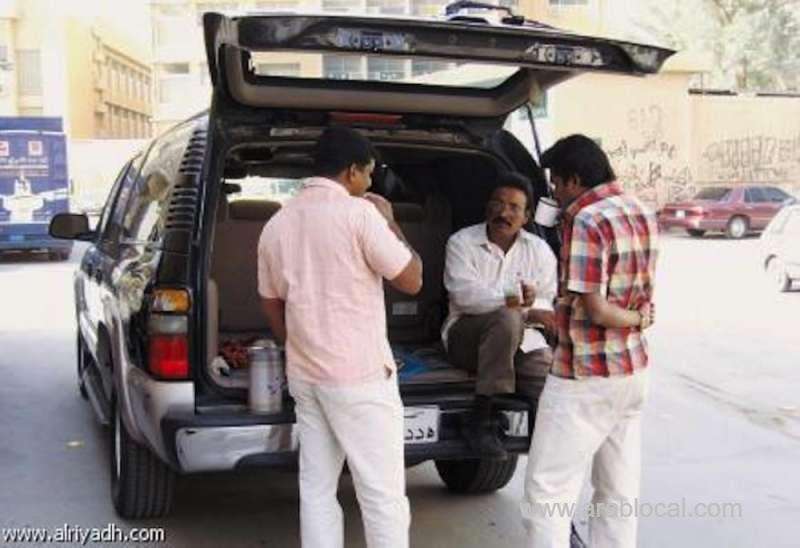 women-in-saudi-families-are-waiting-to-drive-their-own-cars-saudi