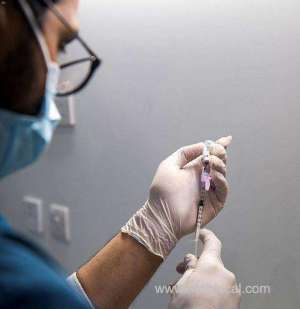pfizer-astrazeneca-vaccines-sharply-reduce-hospitalizations-study-shows_UAE