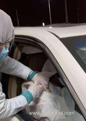 ministry-of-health-launches-coronavirus-vaccination-service-inside-cars_UAE