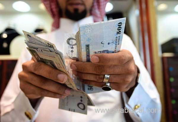 expat-remittances-jump-15-to-sr14-billion-in-march-saudi