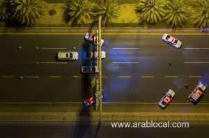 man-held-for-stabbing-3-security-guards-at-dammam-mall_UAE