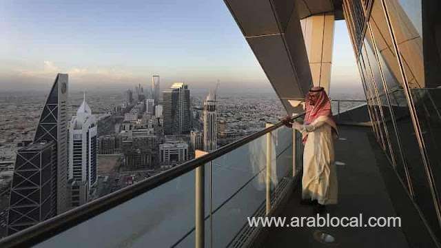more-than-half-million-expatriates-left-saudi-labor-market-in-a-year-saudi