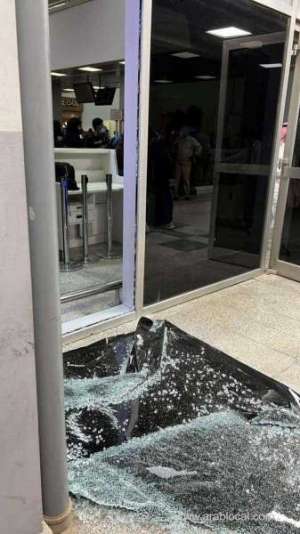 saudi-arabia-says-16-hurt-in-airport-drone-attack-by-houthis_UAE