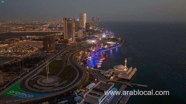 jeddah-season-continues-with-a-large-number-of-visitors-saudi