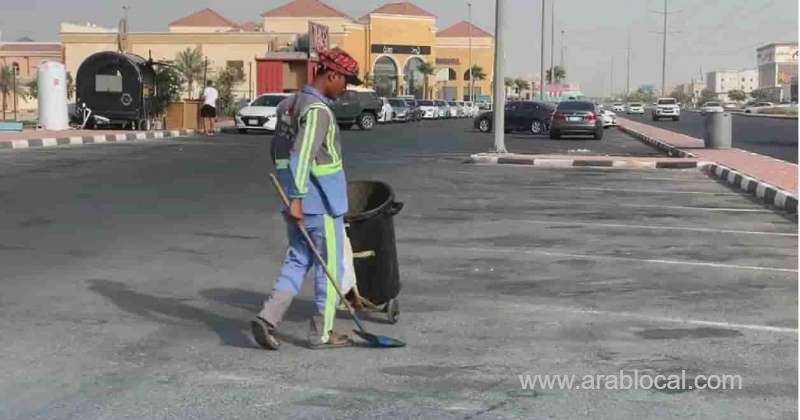 cleaning-workers-are-pushed-to-seek-work-in-saudi-arabia-since-riyadh-pays-the-lowest-salaries-saudi