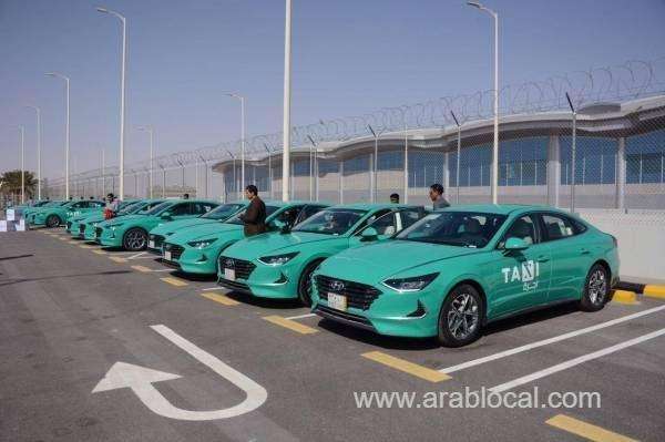 a-sr1000-fine-is-imposed-for-using-an-illegal-private-taxi-a-sr500-fine-for-smoking-in-a-car-saudi