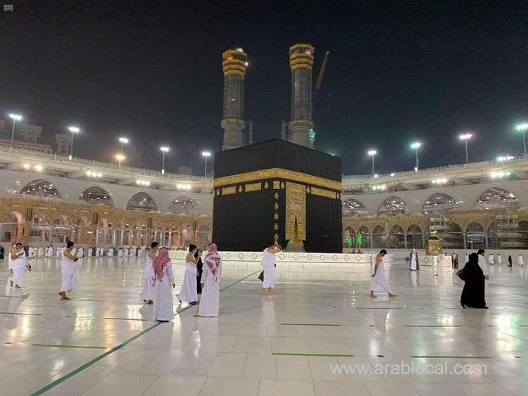 saudi-arabia-resumes-umrah-saudi