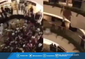 saudis-throwing-money-at-women-and-children-in-mall-sparks-uproar_UAE