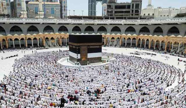 personal-visit-visa-benefits-including-inviting-friends-to-perform-umrah-saudi