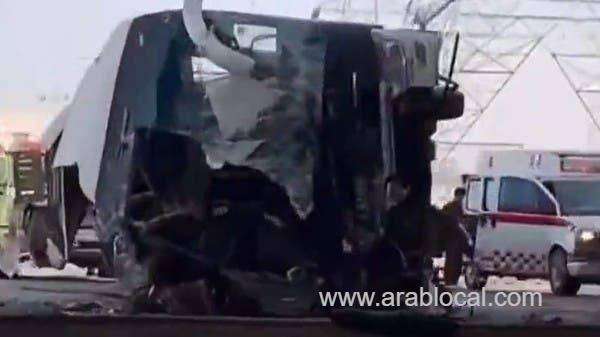one-dead-multiple-injured-in-riyadh-bus-accident-saudi