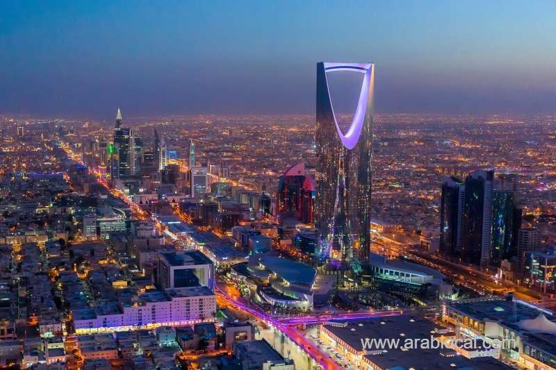 saudi-arabia-to-boost-tourism-industry-with-315000-new-hotel-rooms-saudi