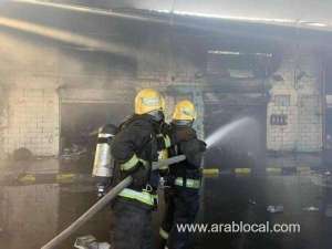 second-massive-fire-extinguished-at-jeddahs-alsawarikh-market-within-a-week_UAE