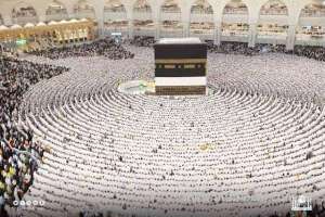 hajj-pilgrims-flock-to-mina-after-tawaf-alqudum_UAE
