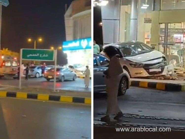speeding-car-crashes-into-riyadh-pharmacy-a-cautionary-tale-saudi