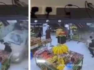 shocking-video-car-crashes-into-store-in-jizan-saudi-arabia--cctv-footage-reveals-dramatic-incident_UAE
