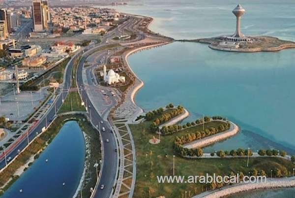 extreme-heat-wave-hits-dammam-temperatures-soar-to-50c-in-the-shade-saudi