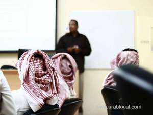saudi-universities-enforce-national-dress-code-deny-entry-to-non-compliant-students_UAE