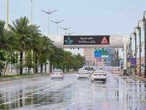 severe-thunderstorms-and-flood-risk-expected-across-multiple-regions-in-saudi-arabia-until-saturday_UAE