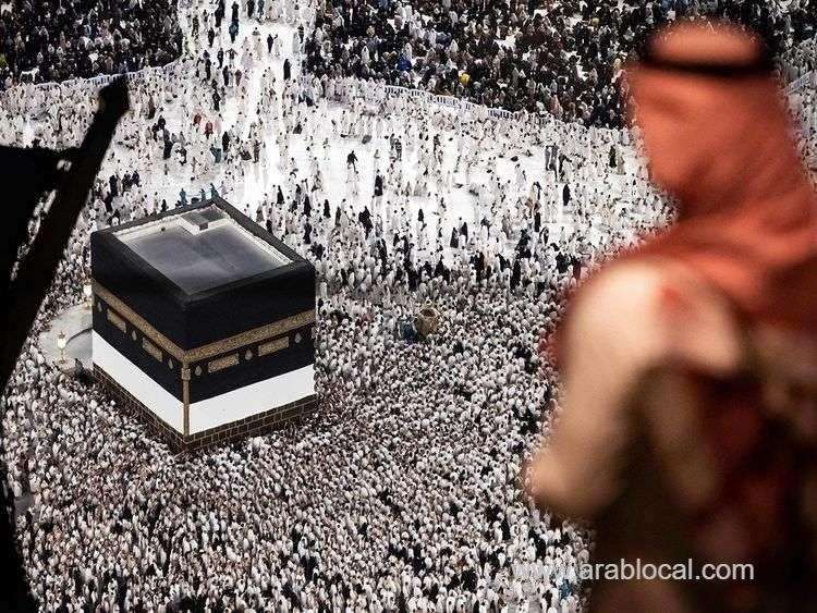 saudi-arabia-updates-labor-laws-employees-now-entitled-to-1015-days-paid-hajj-leave-saudi