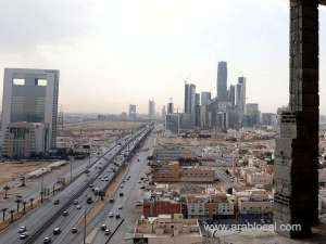saudi-arabia-issues-strict-warnings-to-motorists-for-obstructing-ambulances--heavy-fines-await-offenders_UAE