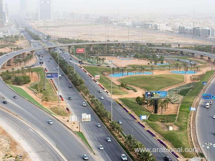 saudi-highway-code-introduces-new-font-guidelines-for-road-signs-mandatory-by-2025-saudi