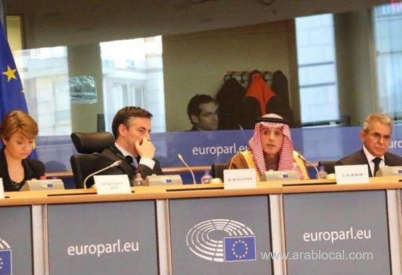 foreign-minister-adel-al-jubeir-says-qatar-hiding-behind-a-'dark-side'-that-supports-terrorism-saudi