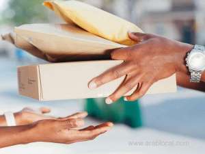 saudi-arabia-enforces-uniforms-and-safety-rules-for-delivery-workers_UAE