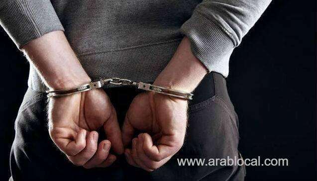 riyadh-police-arrest-two-for-tampering-with-public-transportation-safety-equipment-saudi