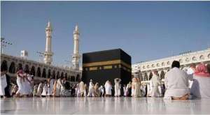 saudi-arabia-urges-umrah-pilgrims-to-get-meningitis-vaccine-before-ramadan-2025_UAE