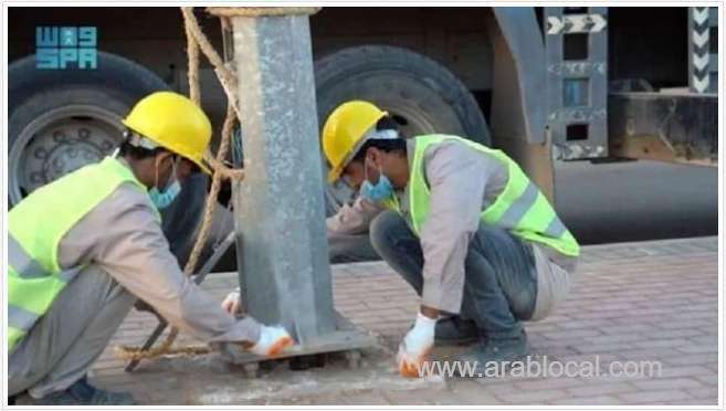 saudi-arabia-imposes-midday-outdoor-work-ban-for-private-sector-workers-from-june-15-to-sept-15-saudi