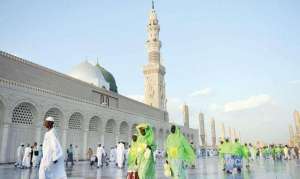 the-prophet’s-mosque-in-madinah_UAE