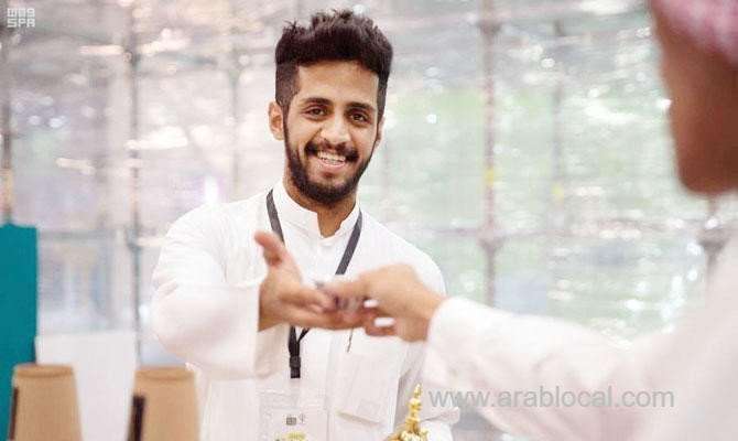 young-man-leaves-pharmacology-for-arabic-coffee-project-saudi