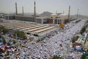 two-million-gigabytes-of-data-for-hajj-pilgrims_UAE