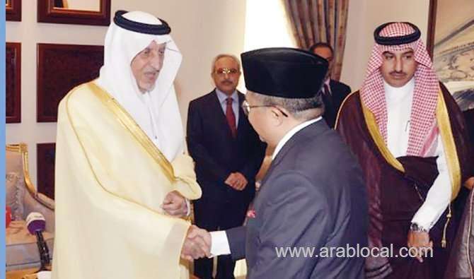 makkah-governor-receives-heads-of-consular-missions-in-jeddah-saudi