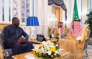 king-receives-a-message-from-gambia’s-president_UAE