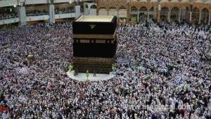 saudi-ministry-shifts-into-high-gear-for-umrah-season_UAE