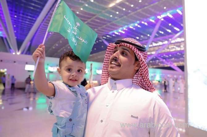 jeddah-airport-decorated-with-saudi-flag-to-celebrate-national-day-saudi