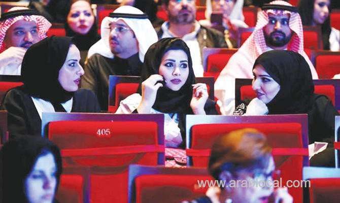 big-screen-business-in-saudi-arabia-will-be-billion-dollar-industry-by-2030-saudi
